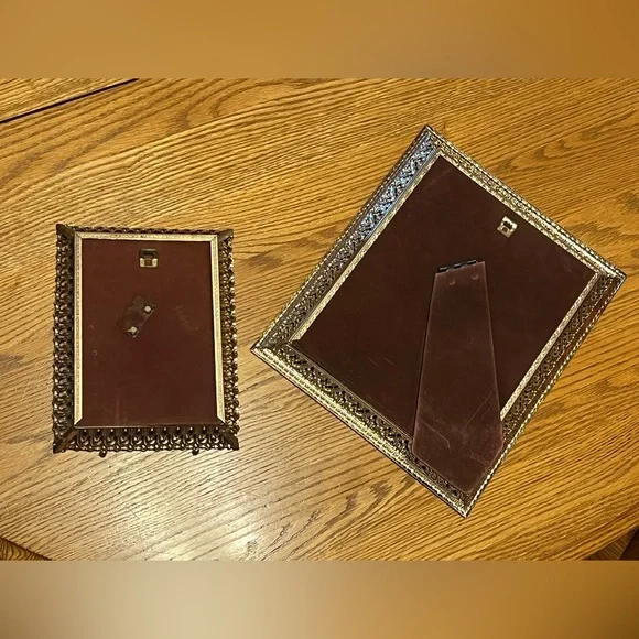 Vintage Goldtone Metal Photo Frame Duo ๐ - Picture 16 of 16